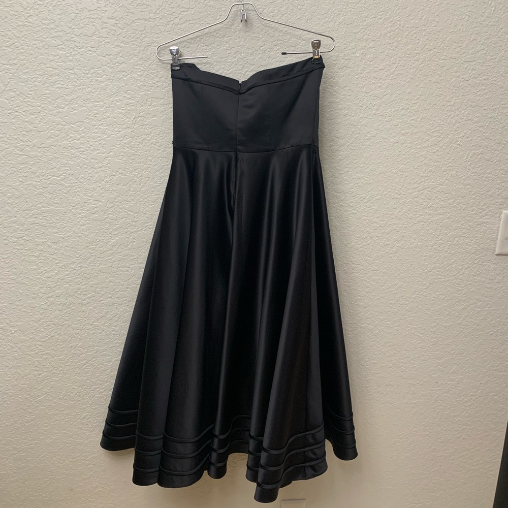 Strapless dress full skirt black